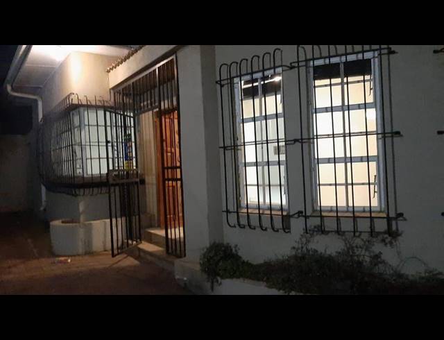 4 BEDROOM PROPERTY TO RENT IN KENSINGTON